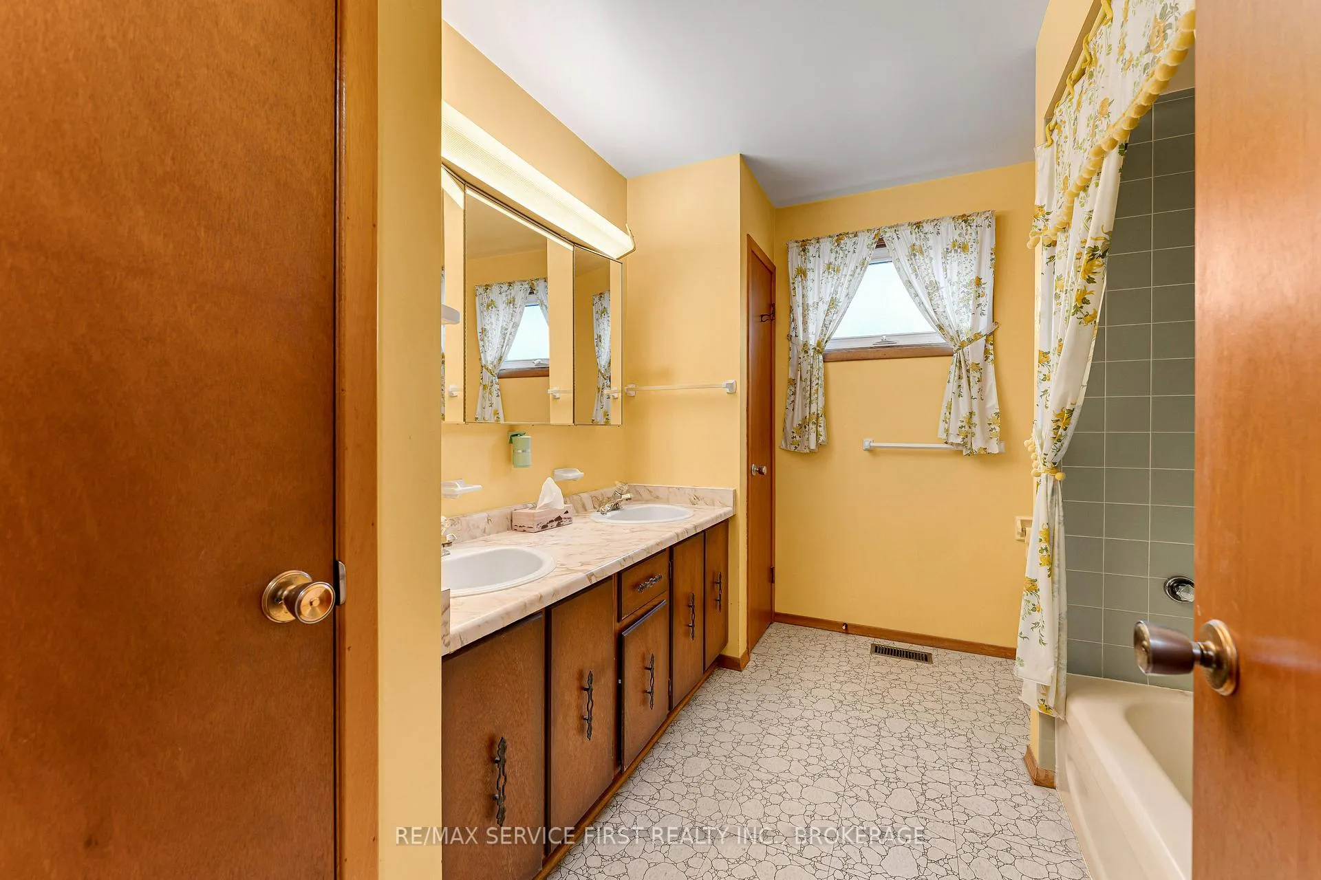 Photo 18 of 114 Braemar Road, Kingston, City Southwest — HOMEH