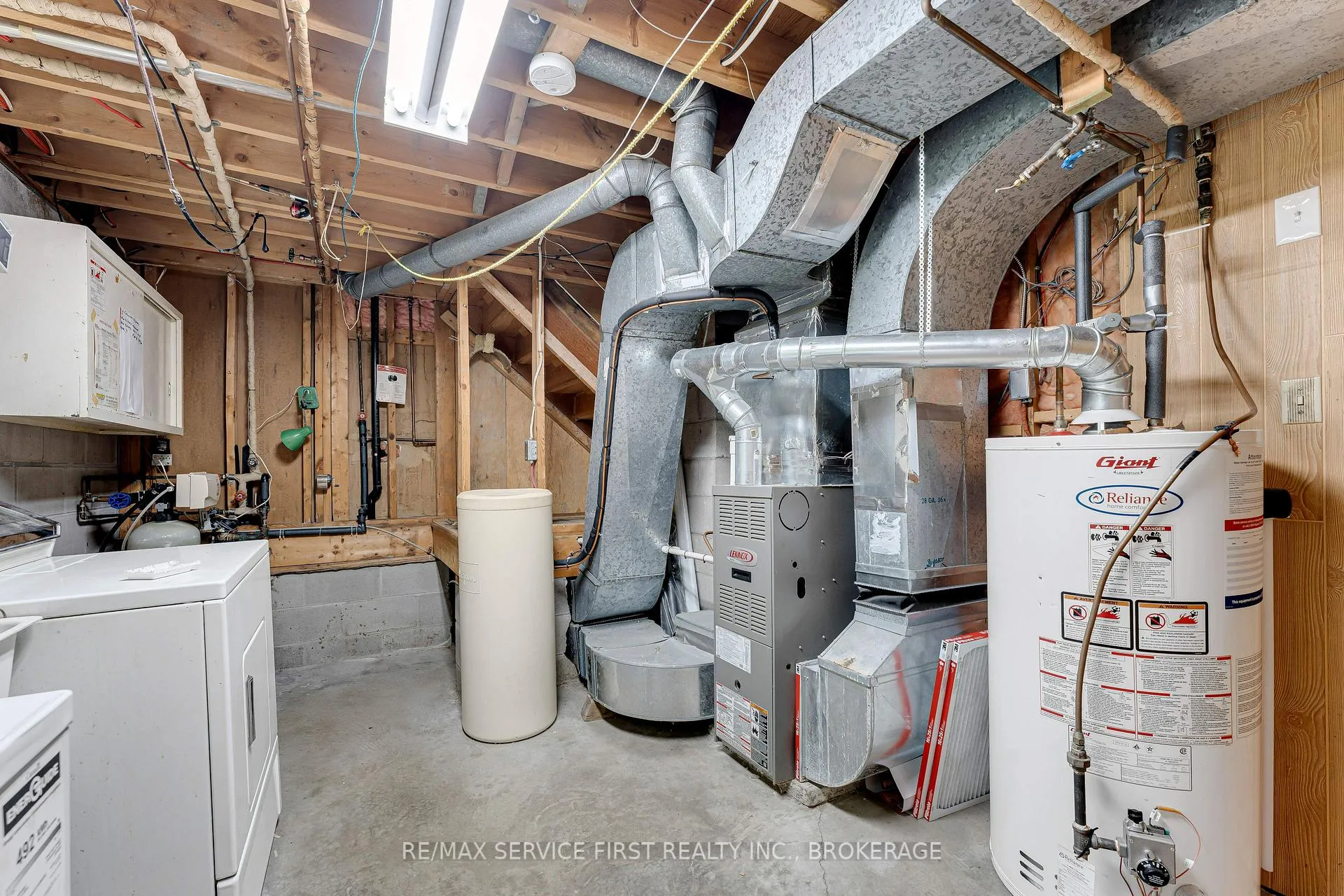 Photo 35 of 114 Braemar Road, Kingston, City Southwest — HOMEH