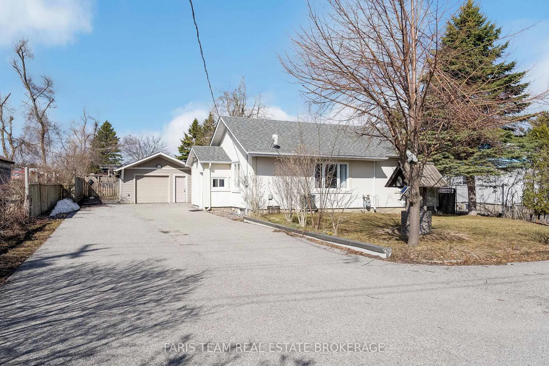 Photo 2 of 6950 Yonge Street, Innisfil, Rural Innisfil — HOMEH