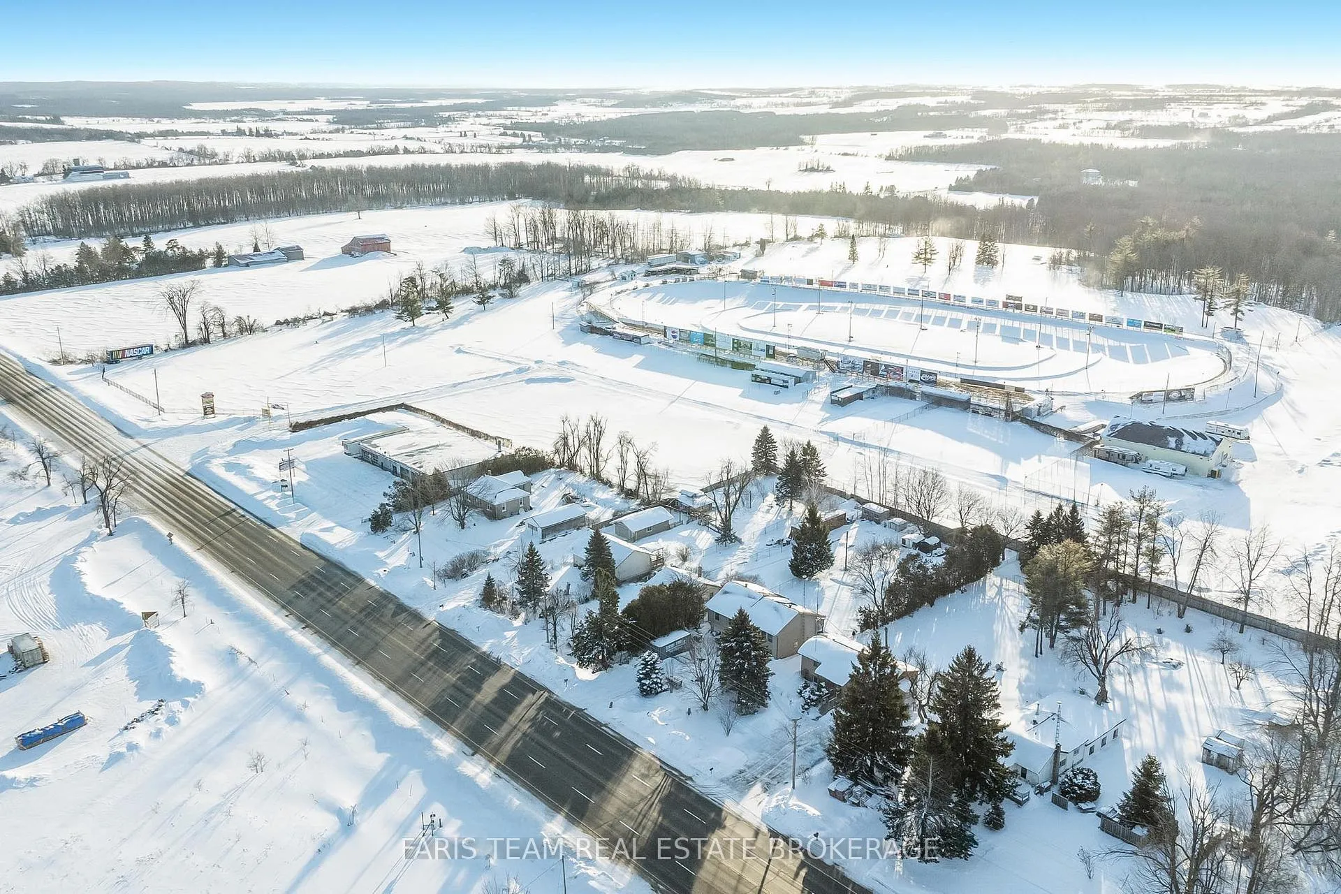 Photo 47 of 6950 Yonge Street, Innisfil, Rural Innisfil — HOMEH