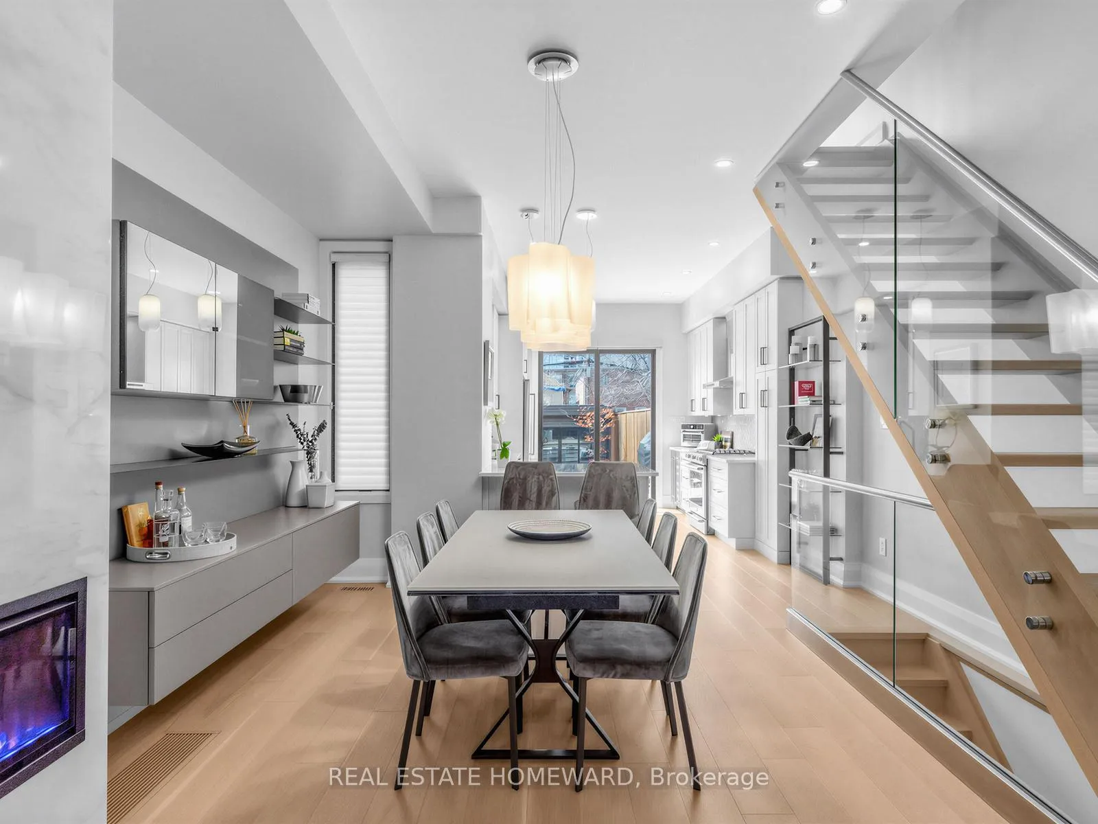 Photo 10 of 118 Morse Street, Toronto, South Riverdale — HOMEH
