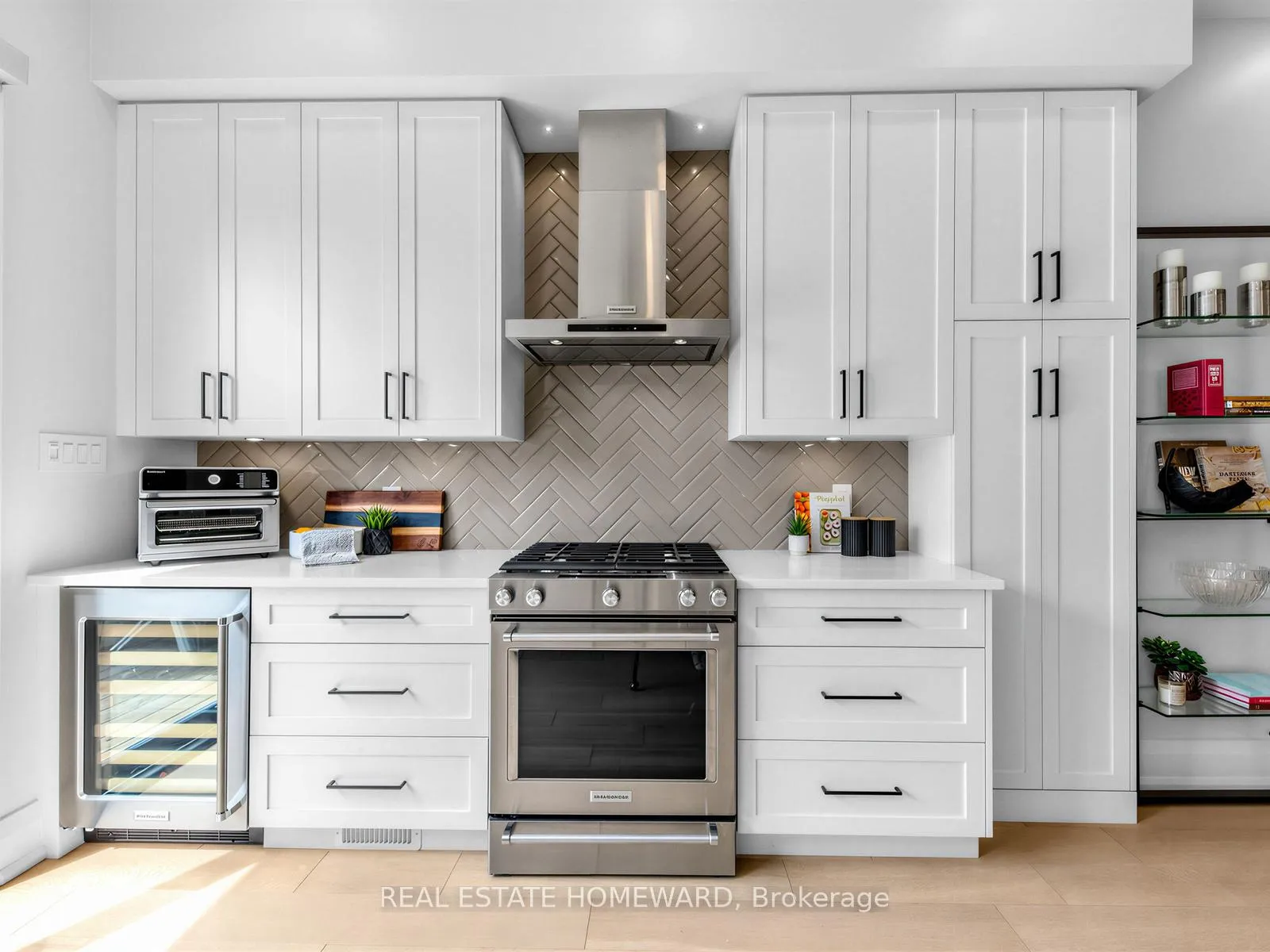 Photo 12 of 118 Morse Street, Toronto, South Riverdale — HOMEH