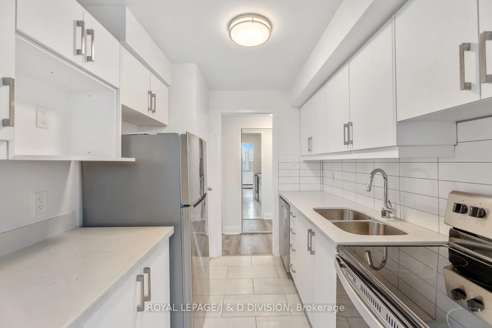 Photo 10 of Unit 1006, 484 Avenue Road, Toronto, Forest Hill South — HOMEH