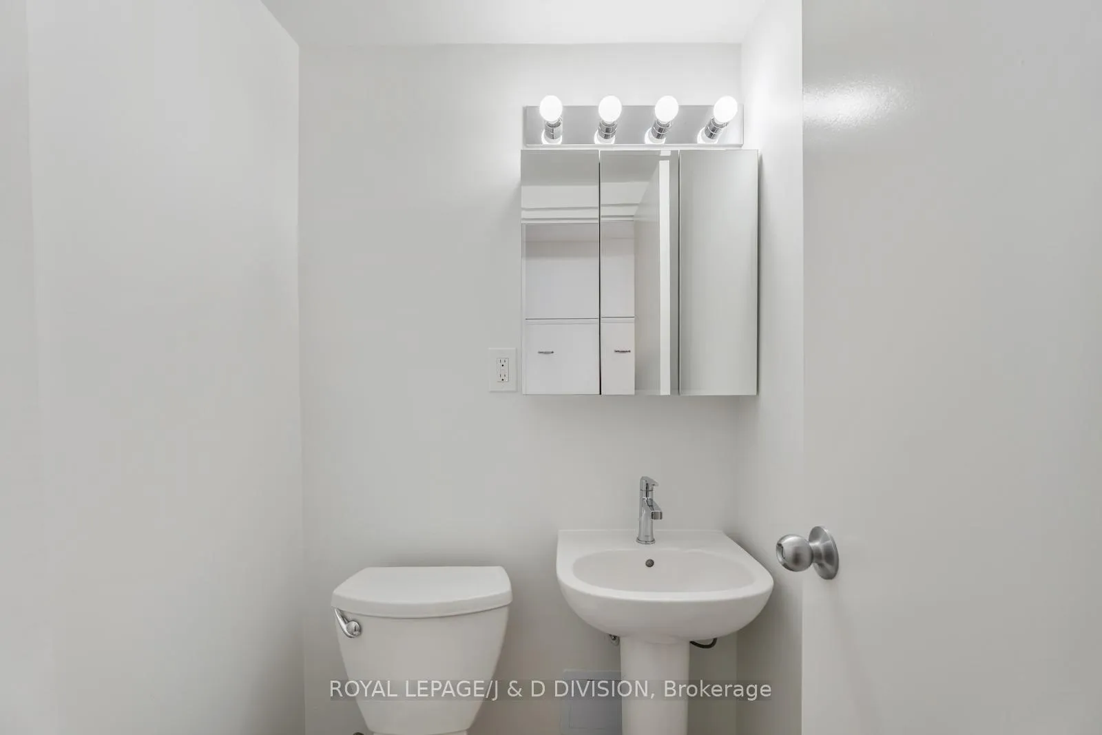 Photo 14 of Unit 1006, 484 Avenue Road, Toronto, Forest Hill South — HOMEH