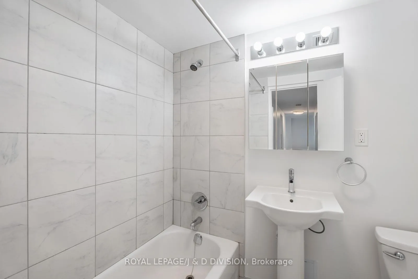 Photo 20 of Unit 1006, 484 Avenue Road, Toronto, Forest Hill South — HOMEH