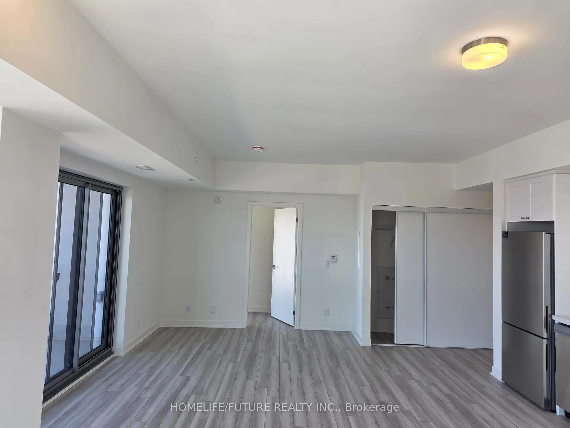 Photo 6 of Unit 912, 51 Clarington Boulevard, Clarington, Bowmanville — HOMEH