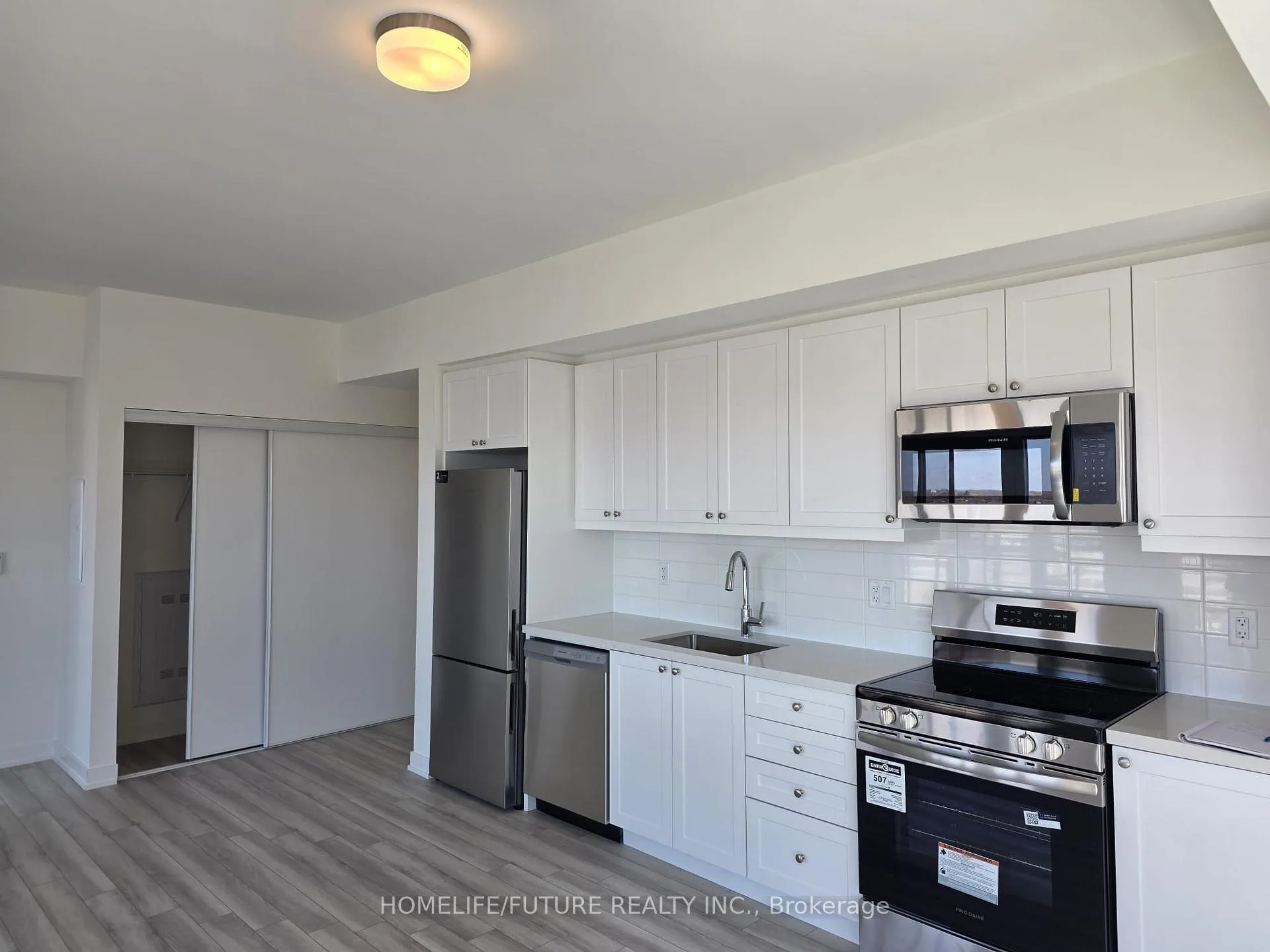 Photo 13 of Unit 912, 51 Clarington Boulevard, Clarington, Bowmanville — HOMEH