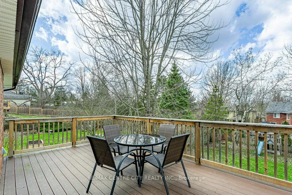 Photo 41 of 194 Commissioners Road E, London, South G — HOMEH