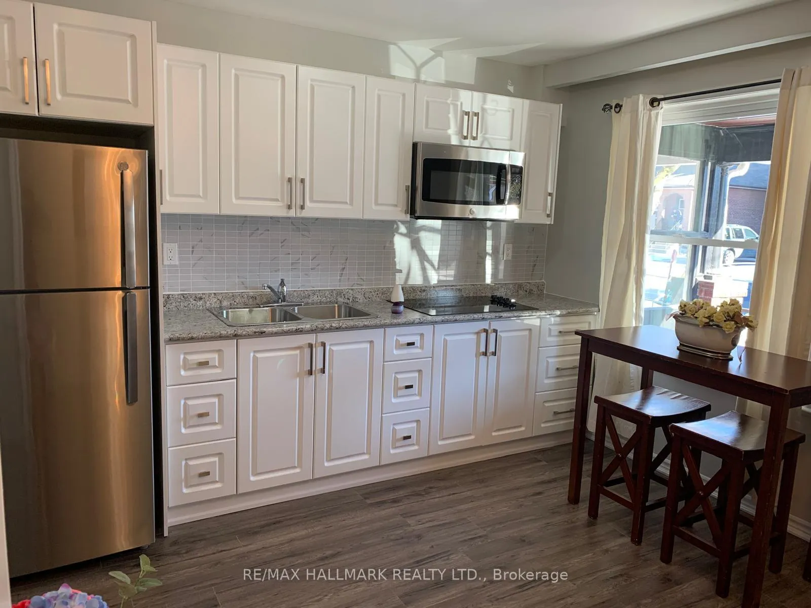 Photo 5 of Unit Main, 70 Rockwell Avenue, Toronto, Weston-Pellam Park — HOMEH
