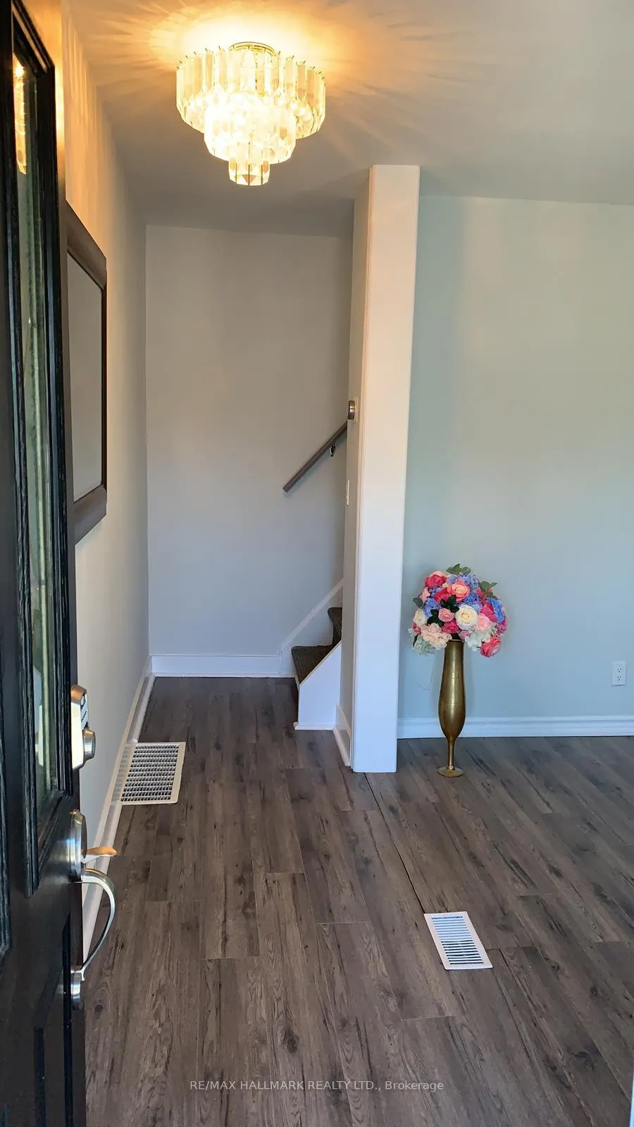 Photo 7 of Unit Main, 70 Rockwell Avenue, Toronto, Weston-Pellam Park — HOMEH