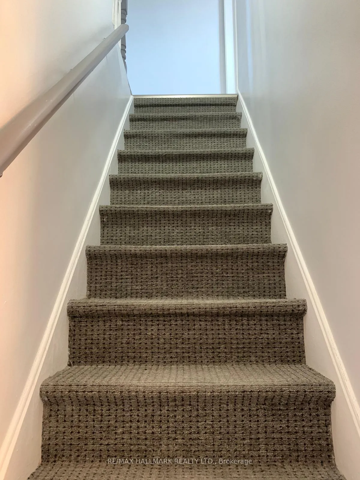 Photo 8 of Unit Main, 70 Rockwell Avenue, Toronto, Weston-Pellam Park — HOMEH