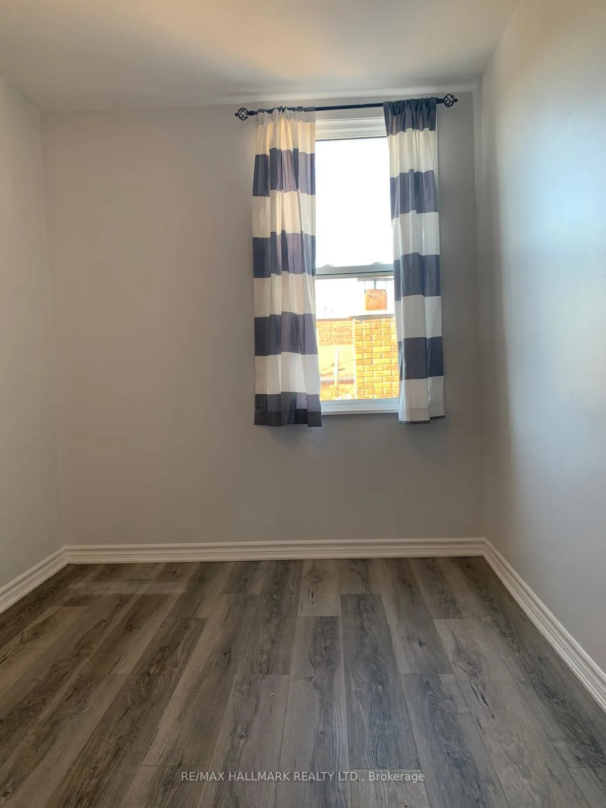 Photo 13 of Unit Main, 70 Rockwell Avenue, Toronto, Weston-Pellam Park — HOMEH