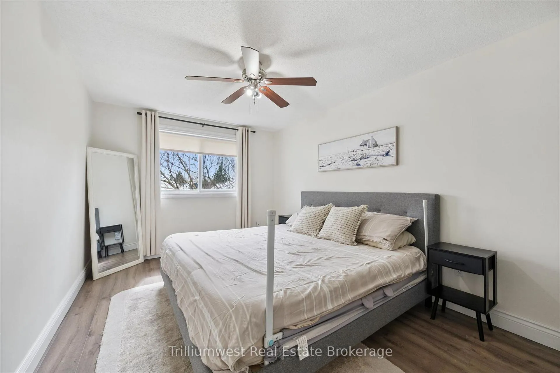 Photo 13 of 185 Forrest Avenue E, Wilmot — HOMEH