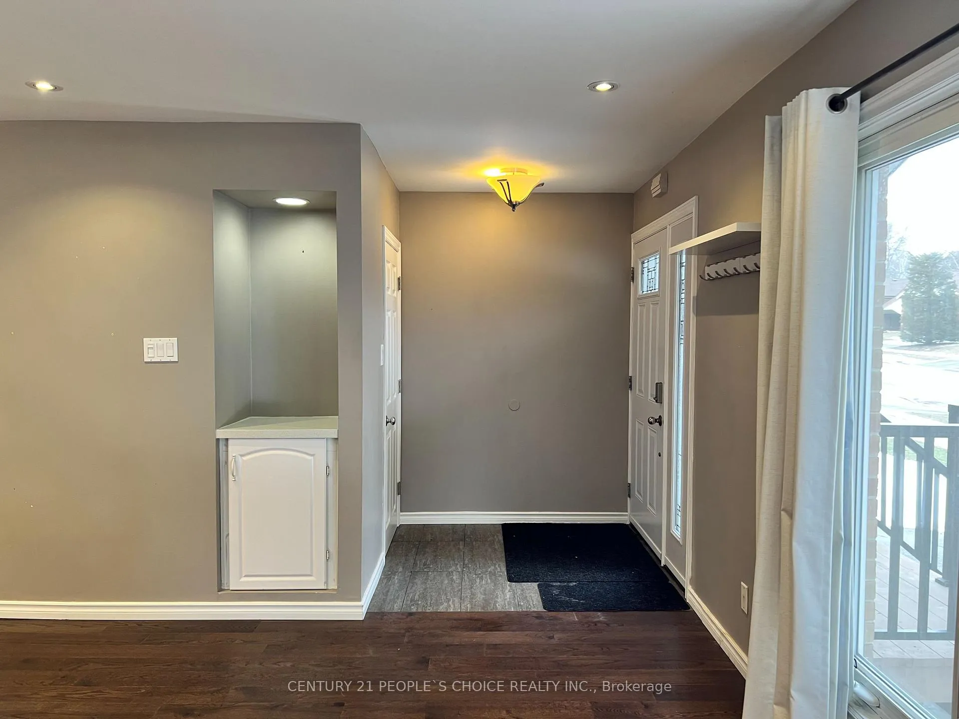 Photo 2 of 10 Golfhaven Drive, Scarborough, Woburn — HOMEH