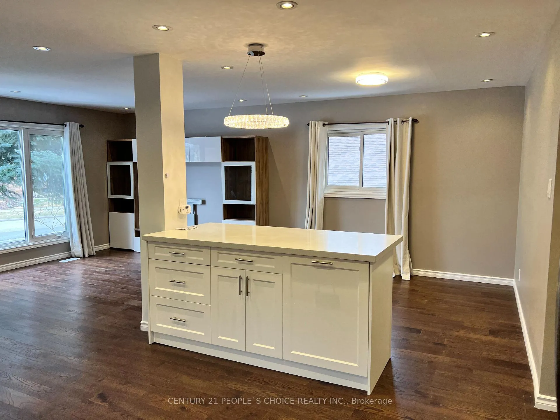 Photo 4 of 10 Golfhaven Drive, Scarborough, Woburn — HOMEH
