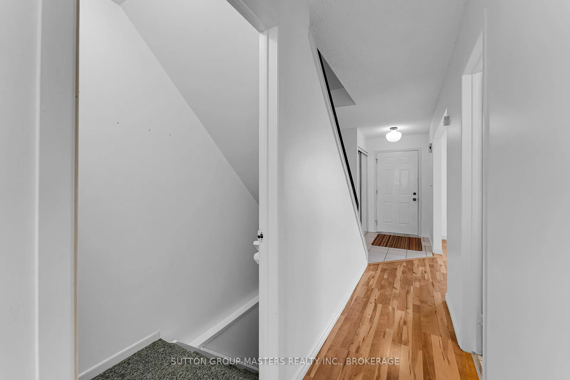 Photo 17 of 734 Cedarwood Drive, Kingston, City Northwest — HOMEH