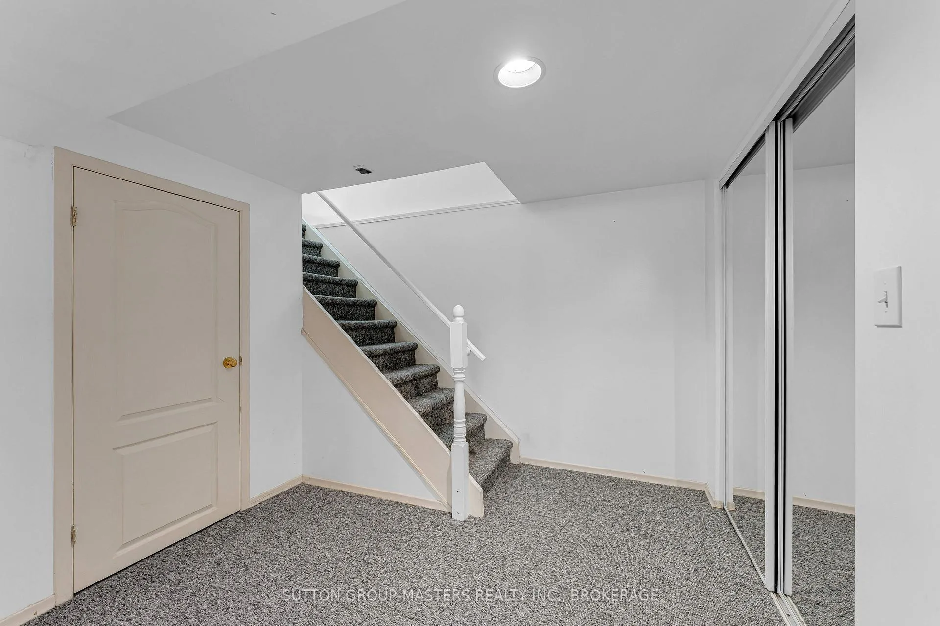 Photo 36 of 734 Cedarwood Drive, Kingston, City Northwest — HOMEH