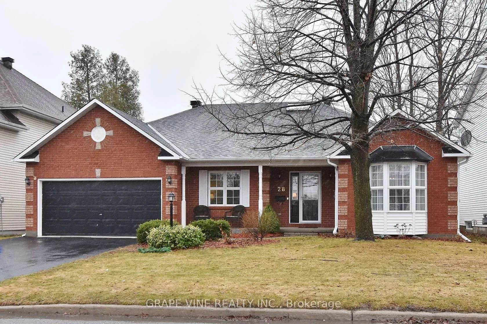 Photo 1 of 28 Delamere Drive, Ottawa, Stittsville (Central) — HOMEH