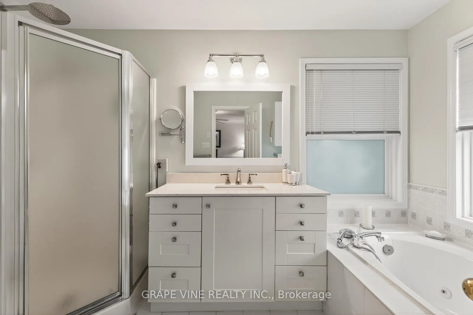 Photo 13 of 28 Delamere Drive, Ottawa, Stittsville (Central) — HOMEH