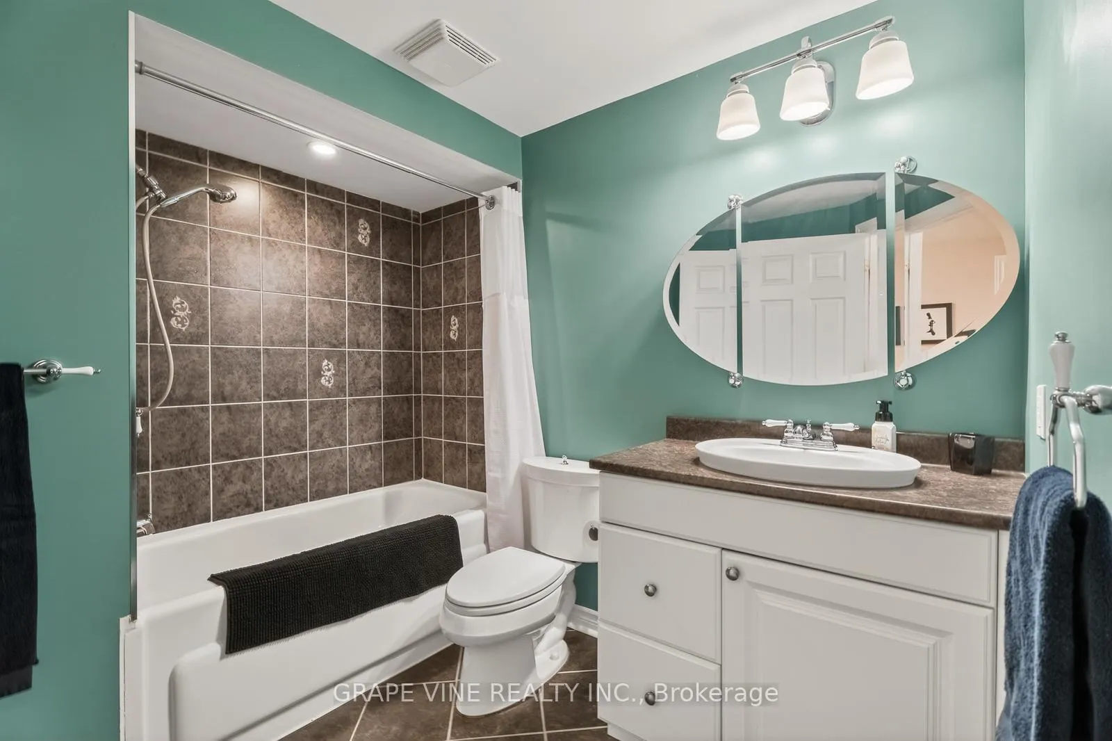 Photo 26 of 28 Delamere Drive, Ottawa, Stittsville (Central) — HOMEH