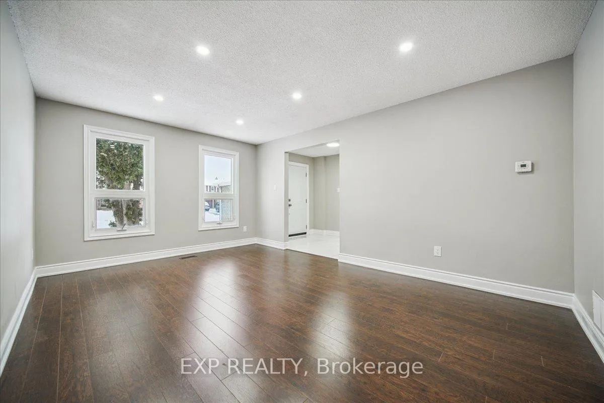 Photo 6 of 44 Newcastle Crescent, Brampton, Westgate — HOMEH