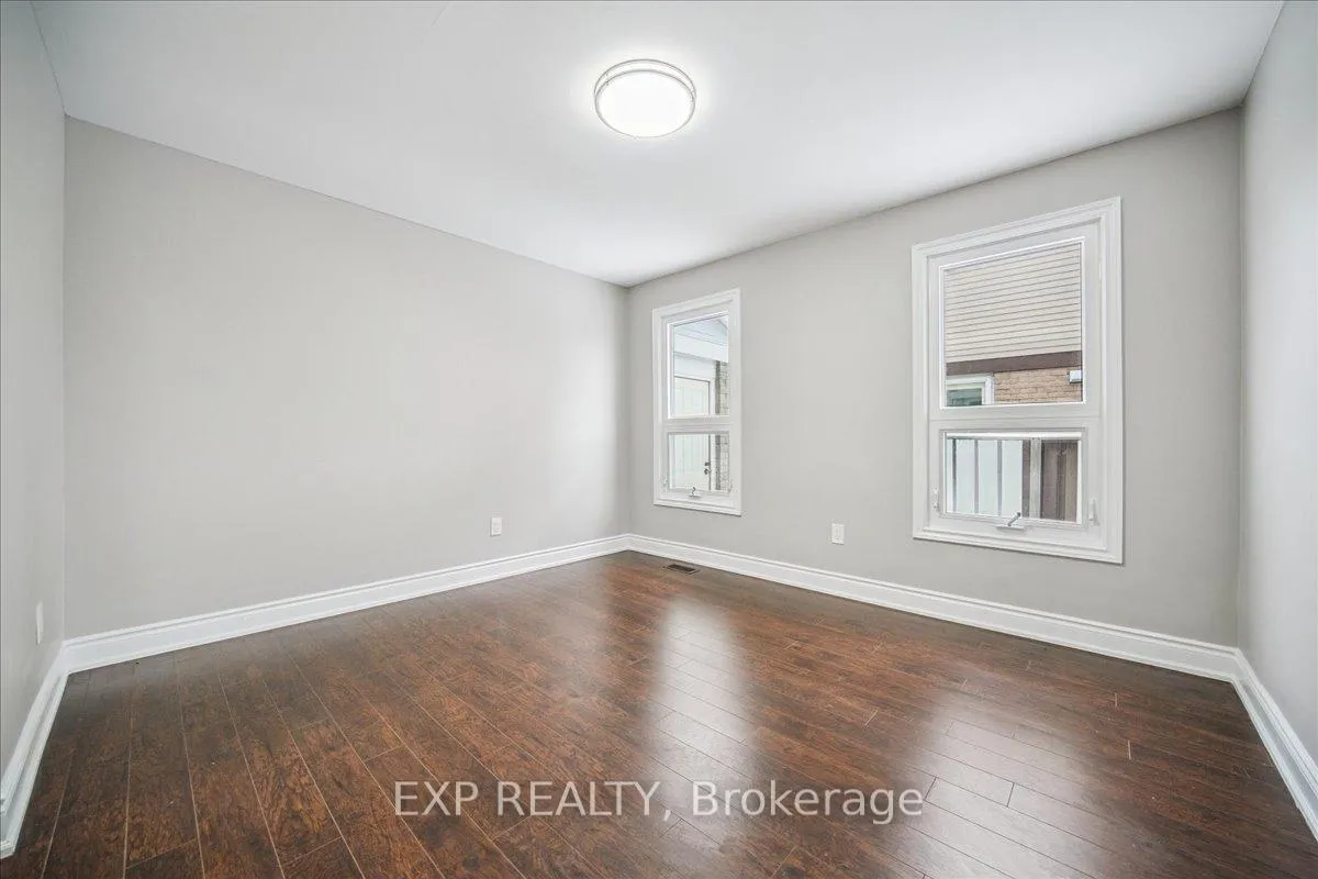 Photo 8 of 44 Newcastle Crescent, Brampton, Westgate — HOMEH