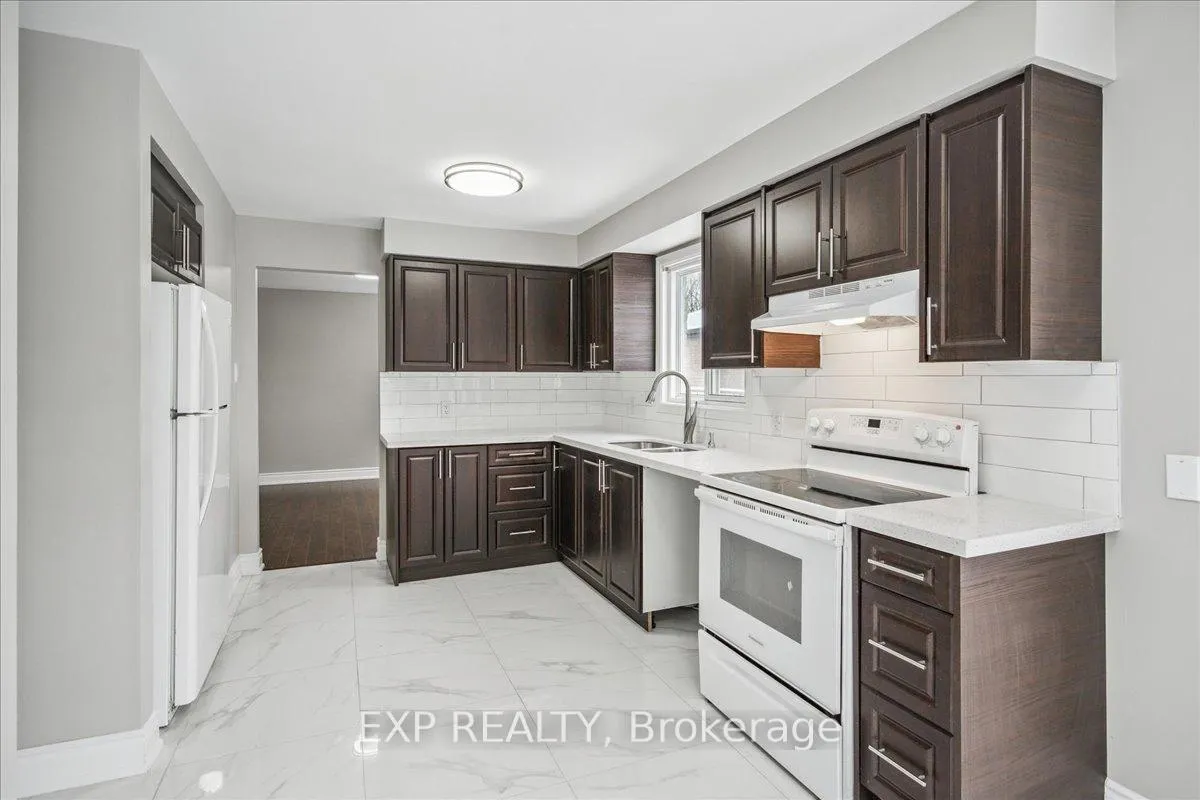 Photo 13 of 44 Newcastle Crescent, Brampton, Westgate — HOMEH