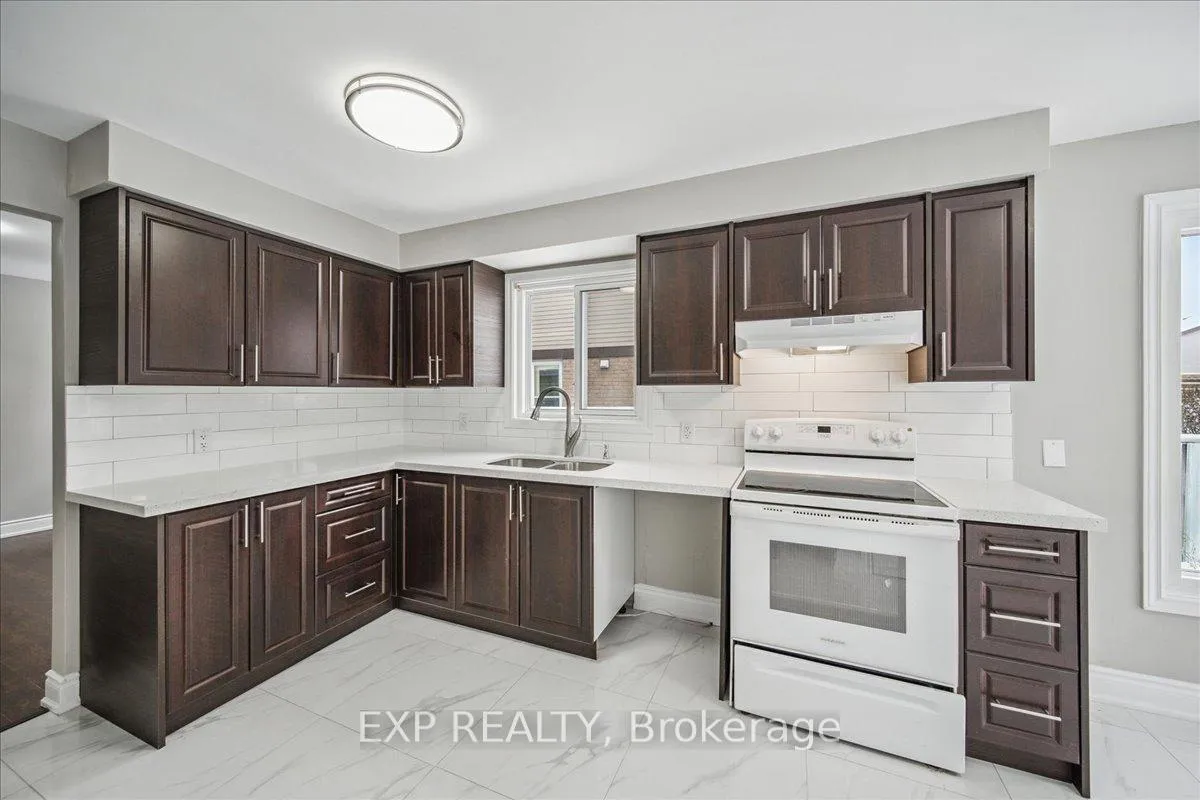 Photo 15 of 44 Newcastle Crescent, Brampton, Westgate — HOMEH