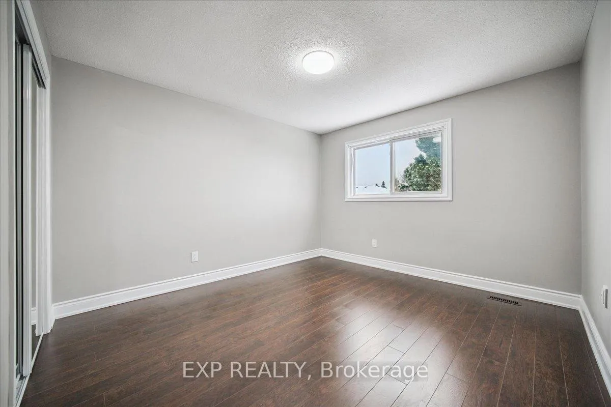 Photo 23 of 44 Newcastle Crescent, Brampton, Westgate — HOMEH