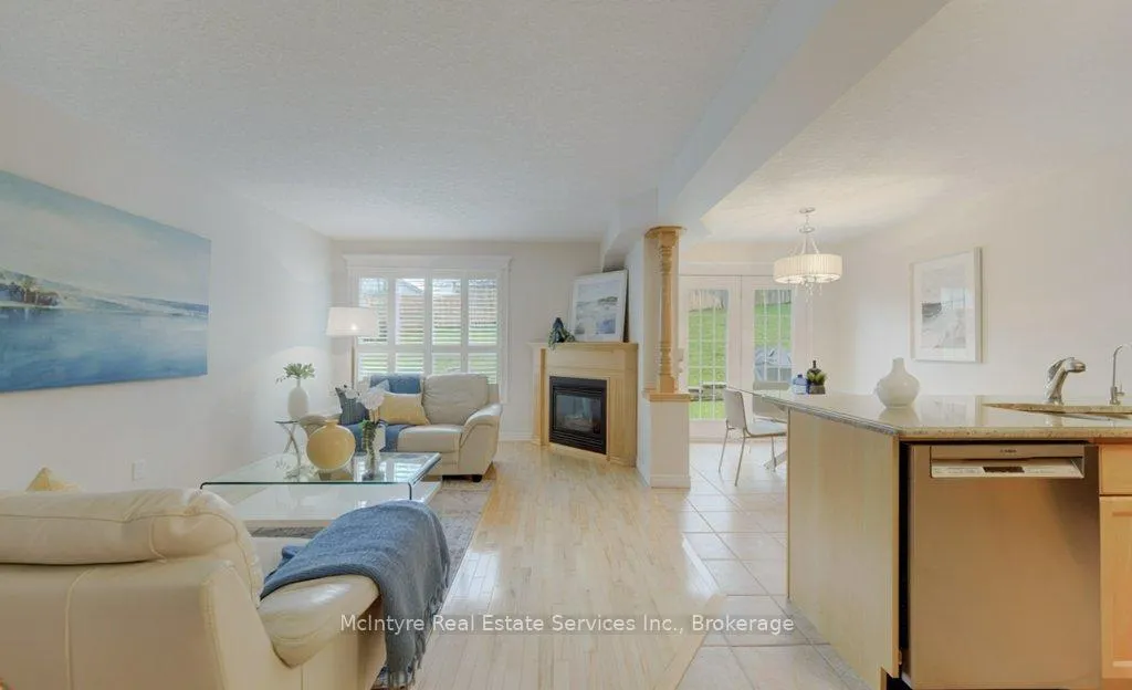 Photo 22 of 28 Wisteria Court, Waterloo — HOMEH