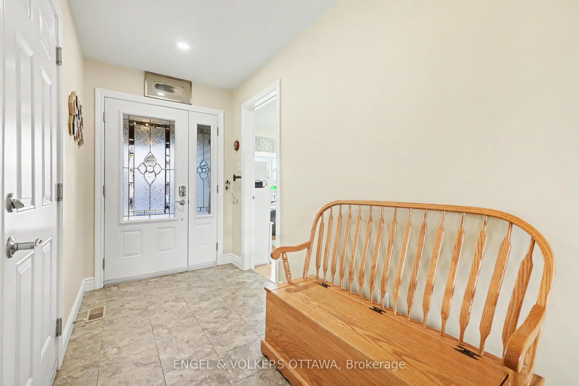 Photo 6 of 85 Otteridge Avenue, Renfrew — HOMEH
