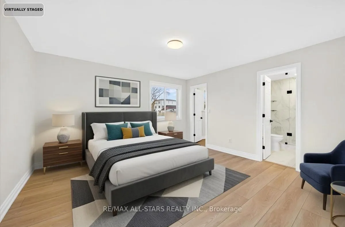 Photo 8 of 501 Lake Drive S, Georgina, Keswick South — HOMEH