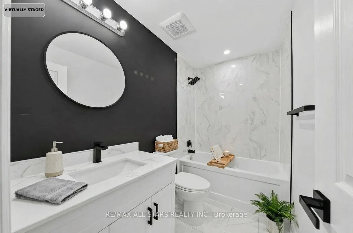 Photo 12 of 501 Lake Drive S, Georgina, Keswick South — HOMEH