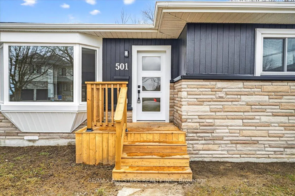 Photo 16 of 501 Lake Drive S, Georgina, Keswick South — HOMEH