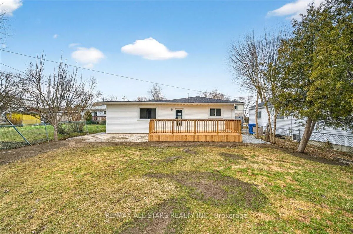 Photo 41 of 501 Lake Drive S, Georgina, Keswick South — HOMEH