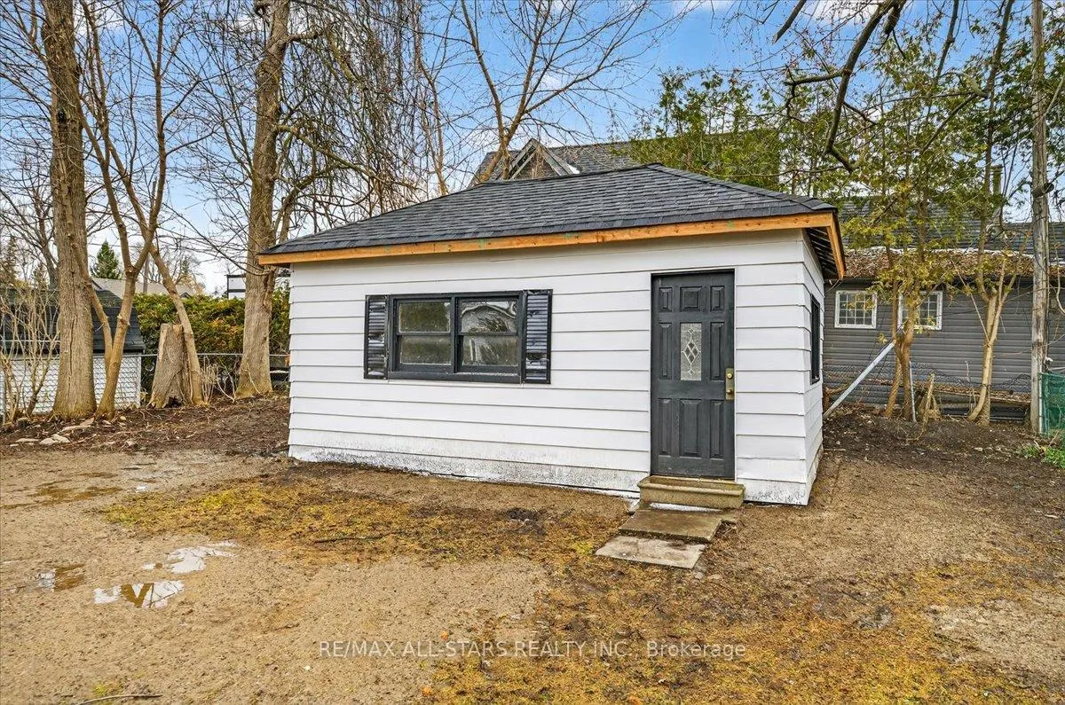 Photo 43 of 501 Lake Drive S, Georgina, Keswick South — HOMEH