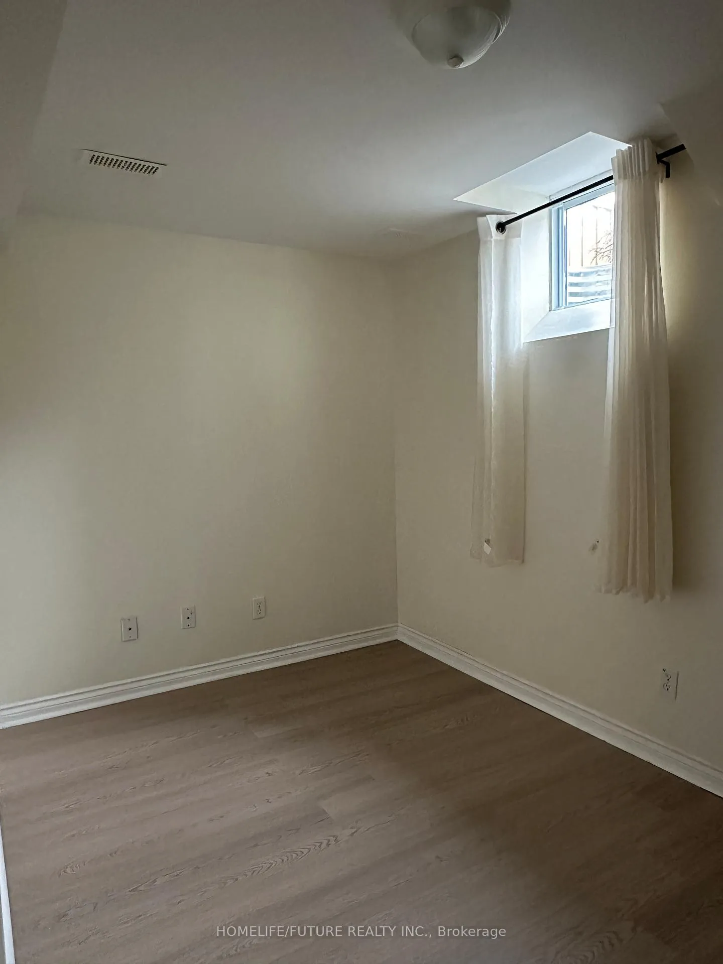 Photo 8 of Unit BSMT, 54 Kentview Crescent, Markham, Box Grove — HOMEH