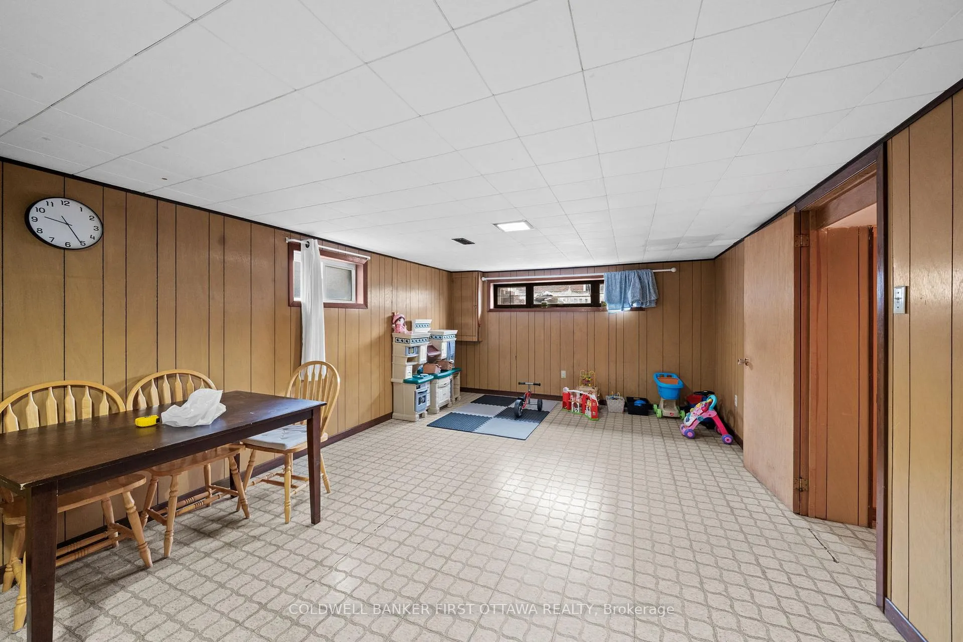 Photo 22 of 2066 Saunderson Drive, Ottawa, Elmvale Acres — HOMEH