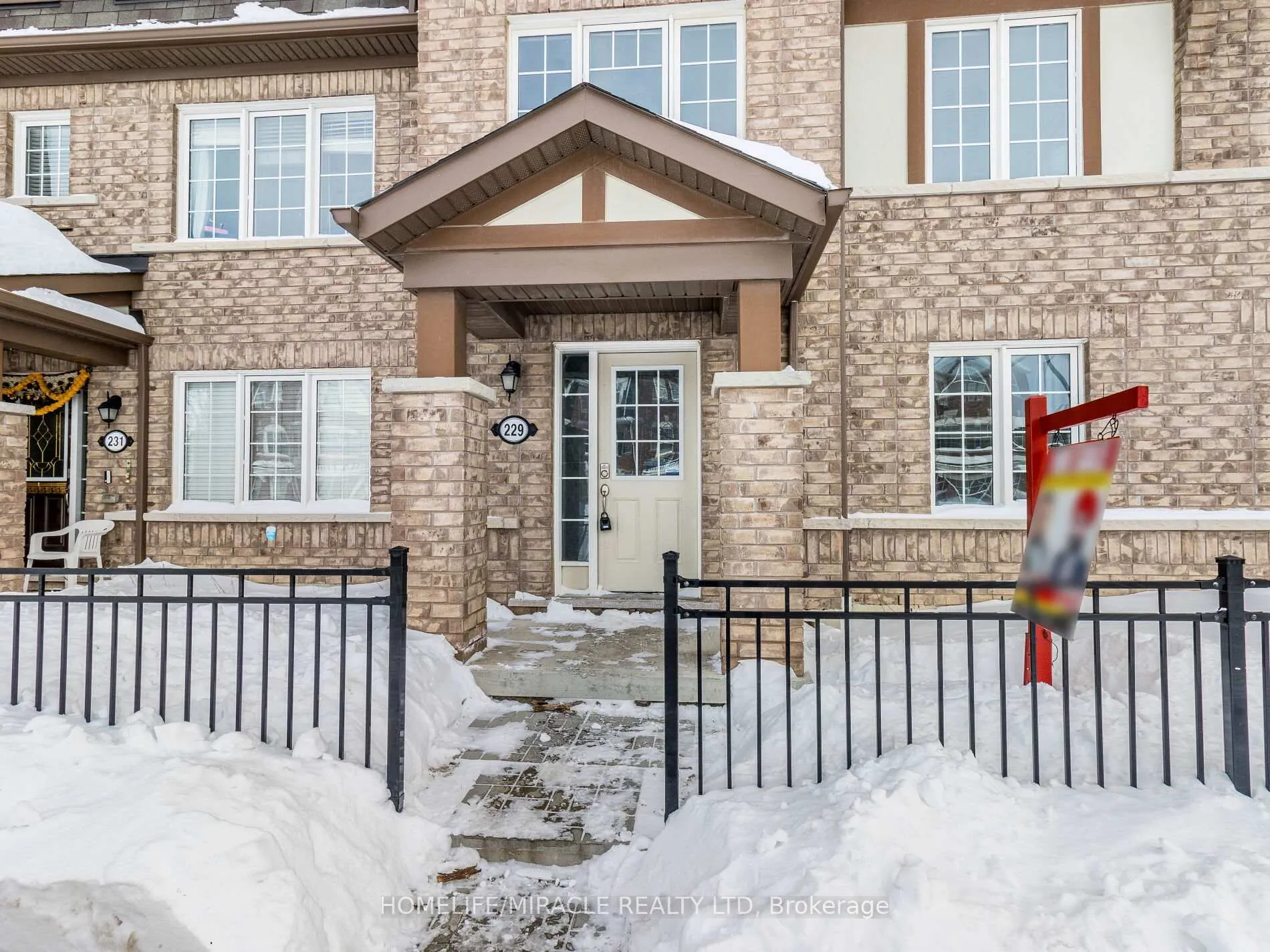 Photo 2 of 229 Remembrance Road, Brampton, Northwest Brampton — HOMEH