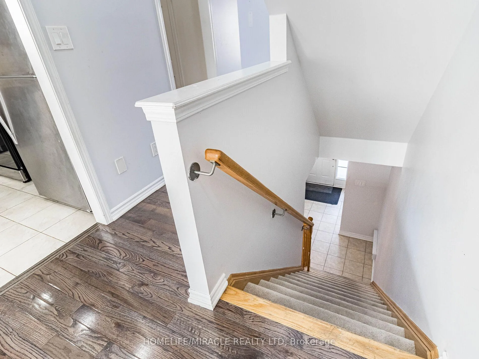 Photo 8 of 229 Remembrance Road, Brampton, Northwest Brampton — HOMEH