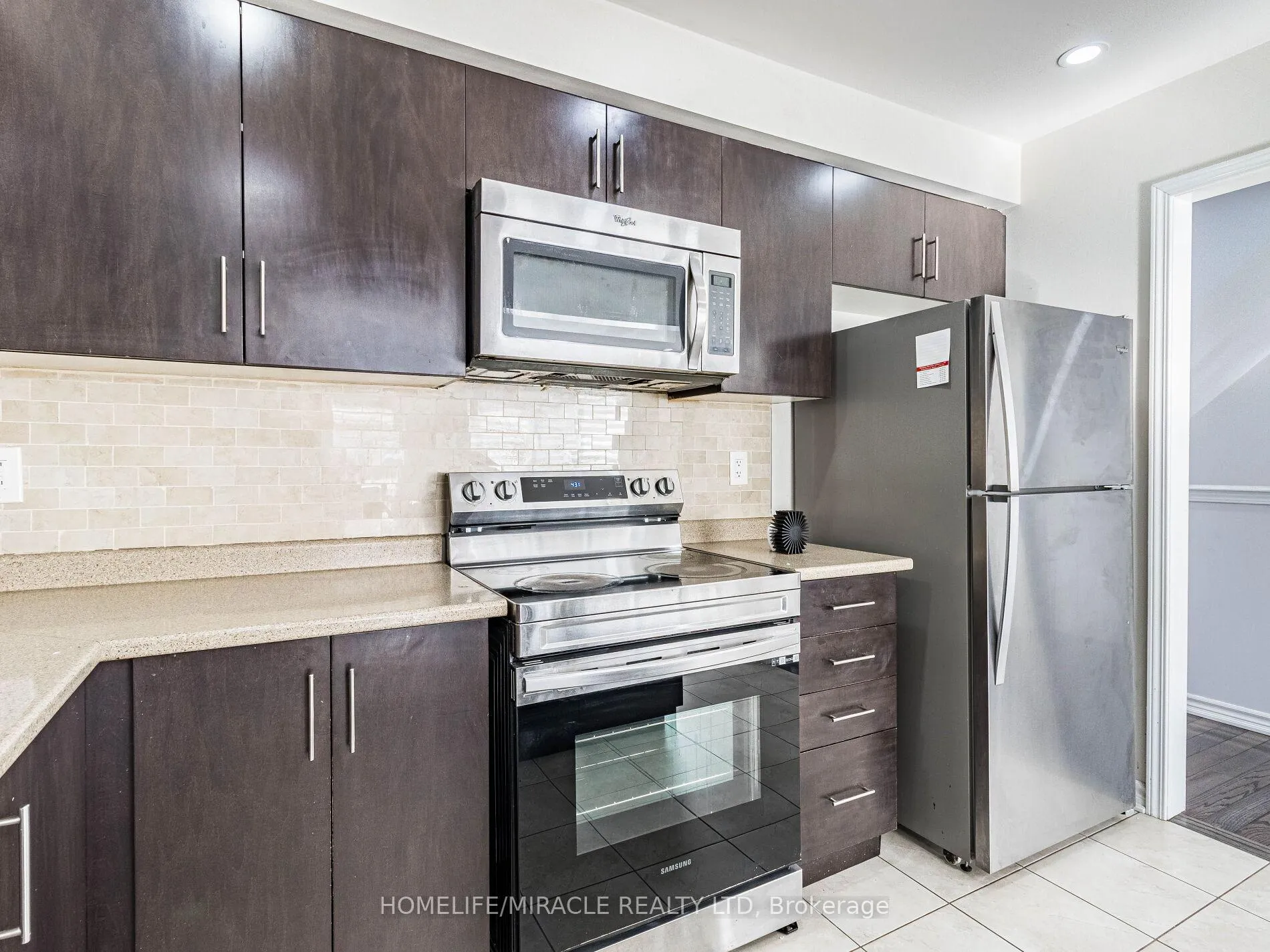 Photo 12 of 229 Remembrance Road, Brampton, Northwest Brampton — HOMEH