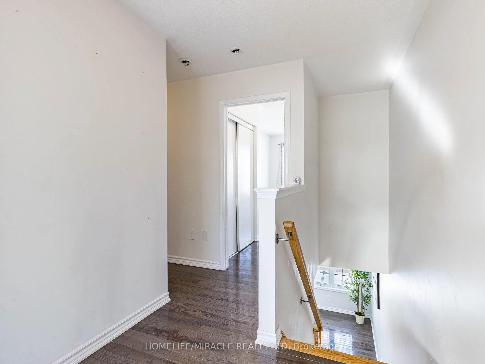 Photo 21 of 229 Remembrance Road, Brampton, Northwest Brampton — HOMEH