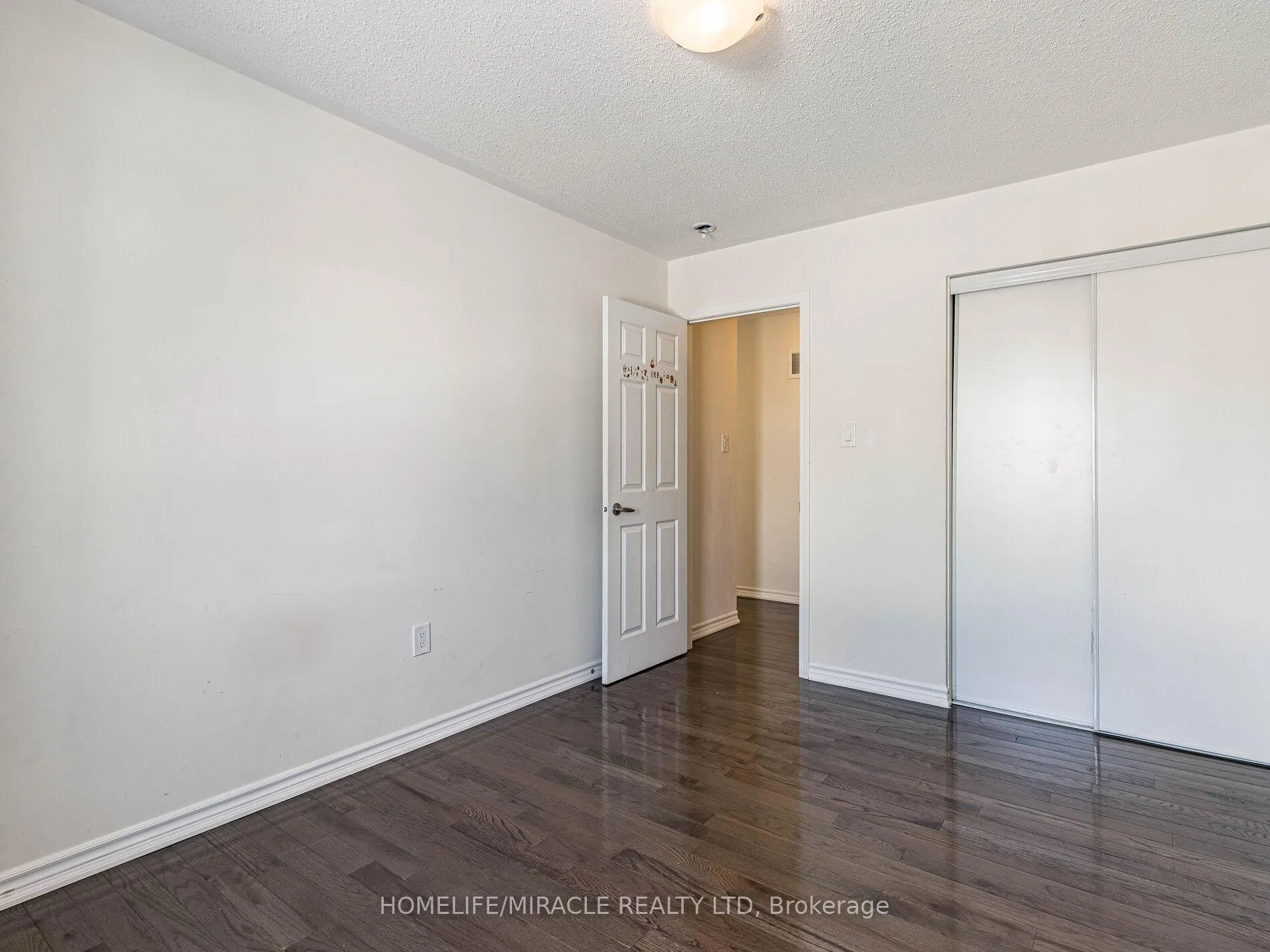 Photo 25 of 229 Remembrance Road, Brampton, Northwest Brampton — HOMEH