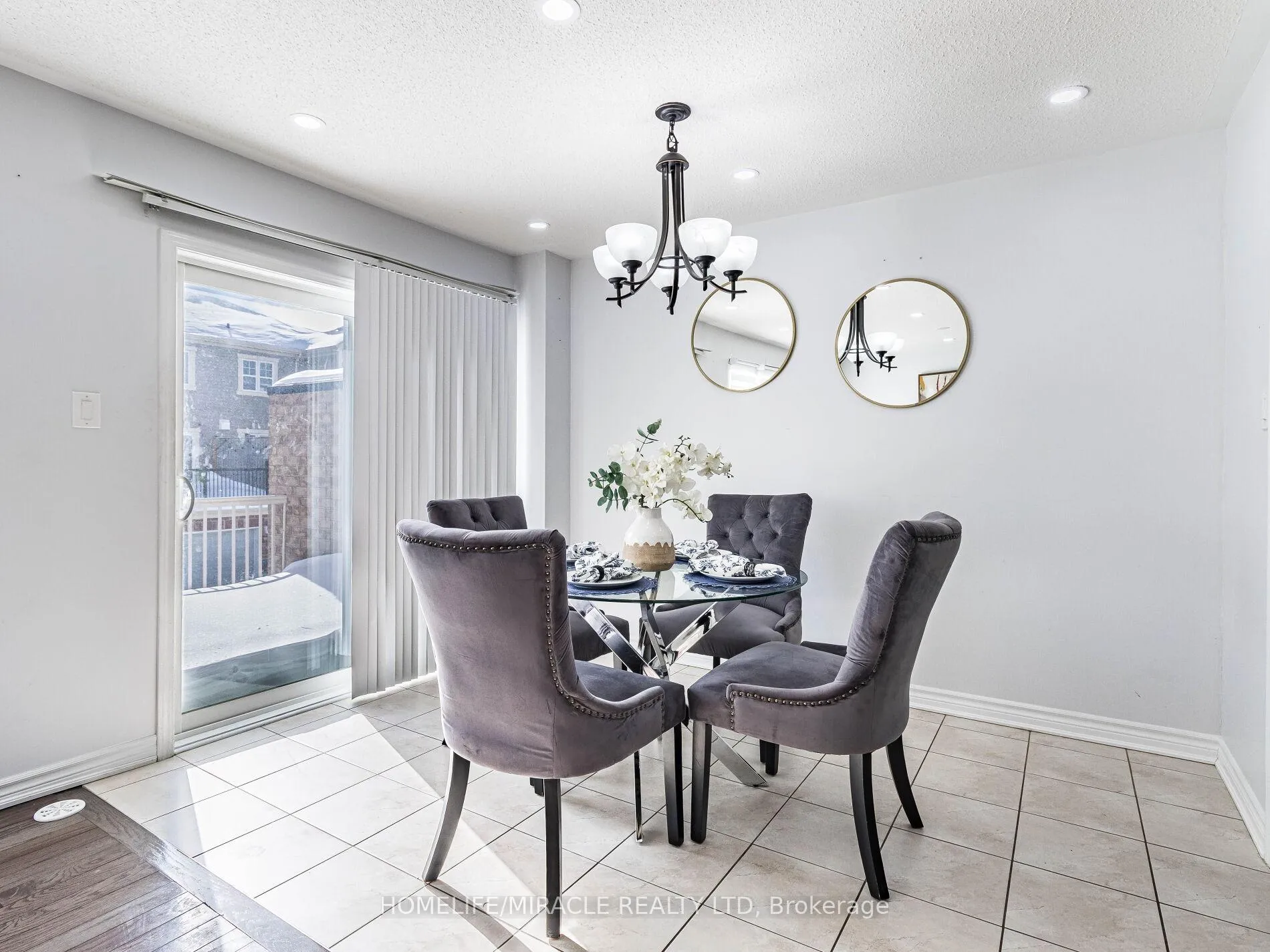 Photo 33 of 229 Remembrance Road, Brampton, Northwest Brampton — HOMEH