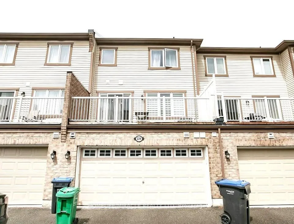 Photo 52 of 229 Remembrance Road, Brampton, Northwest Brampton — HOMEH