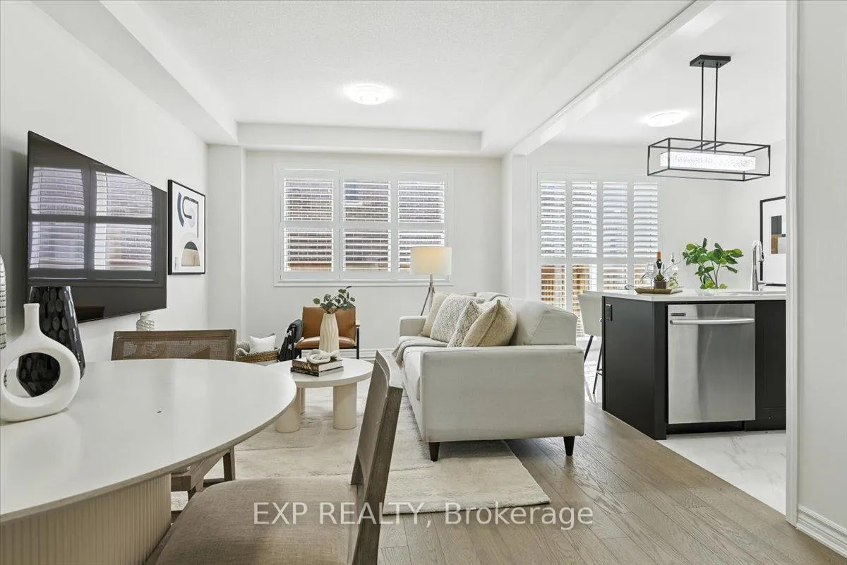 Photo 10 of 3303 Thunderbird Promenade, Pickering, Rural Pickering — HOMEH