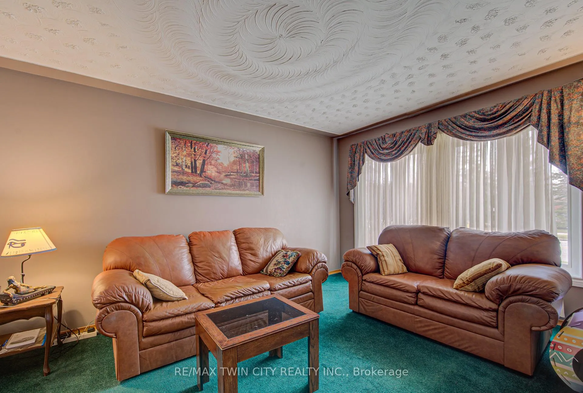 Photo 8 of 489 Northlake Drive, Waterloo — HOMEH