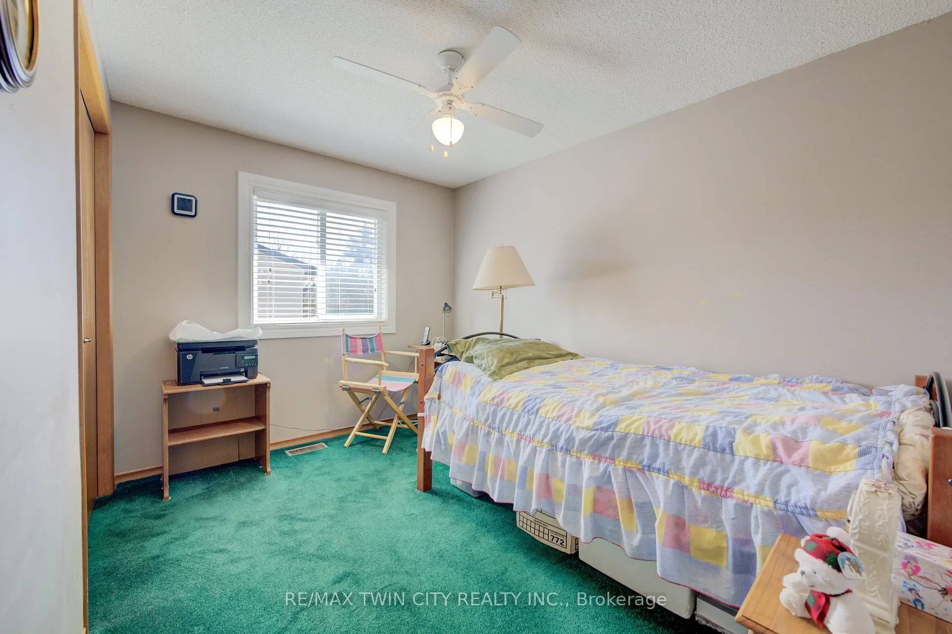 Photo 20 of 489 Northlake Drive, Waterloo — HOMEH