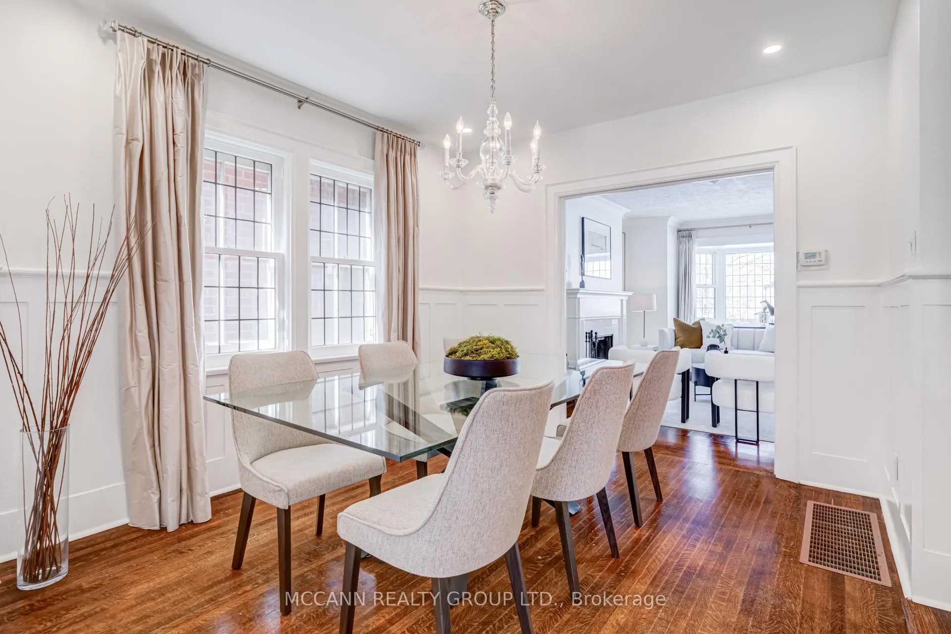 Photo 9 of 81 Wanless Crescent, Toronto, Lawrence Park North — HOMEH