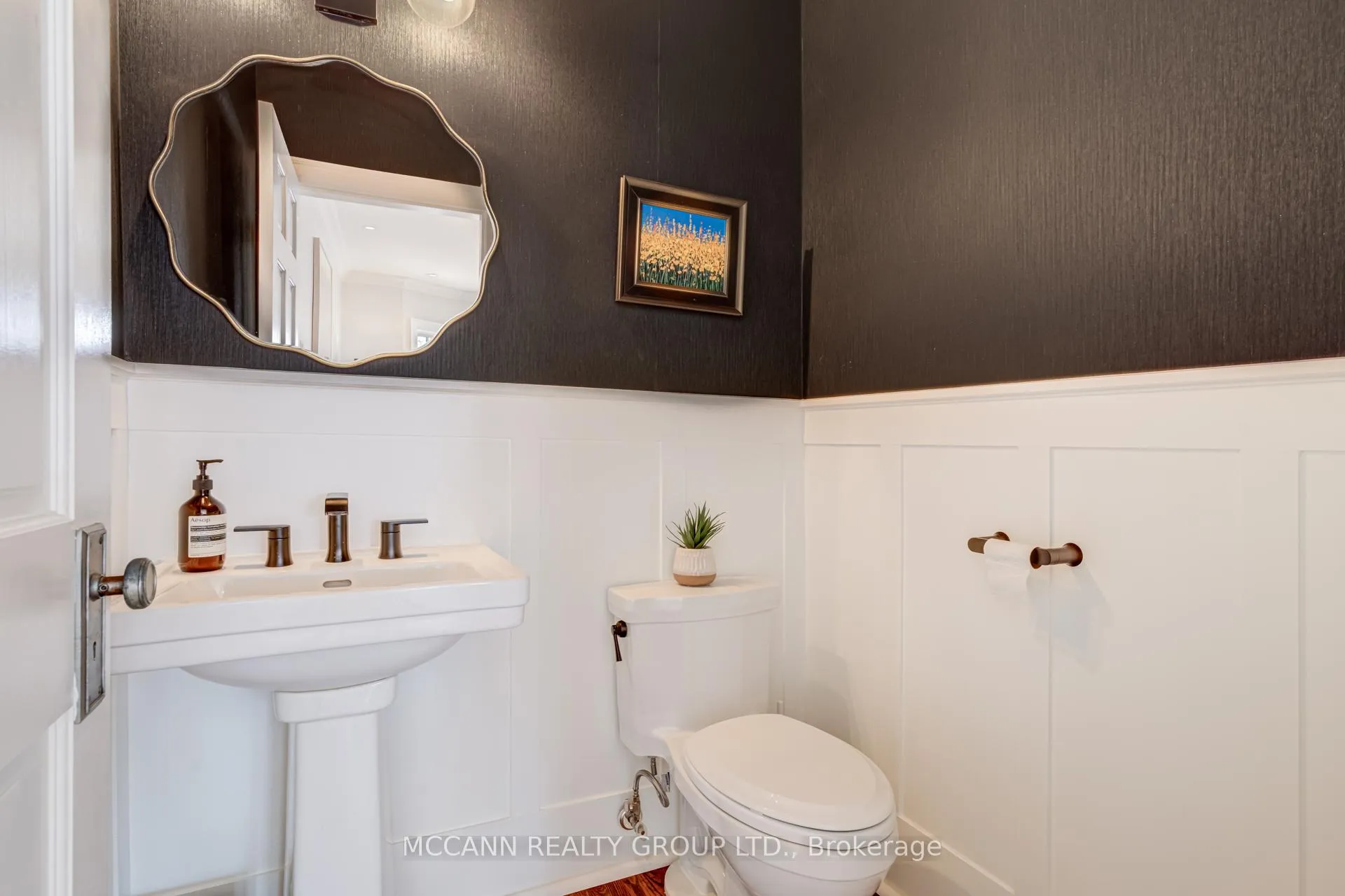 Photo 17 of 81 Wanless Crescent, Toronto, Lawrence Park North — HOMEH